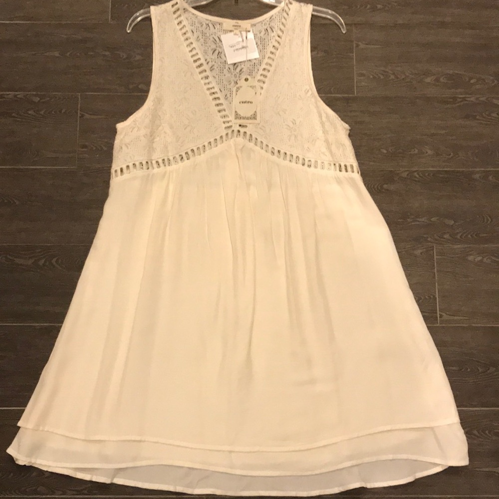 New Entro linen colored sun dress, size large